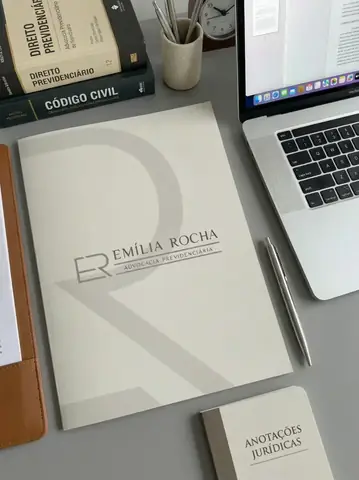 Aplicação de identidade visual Emilia Rocha Advogados